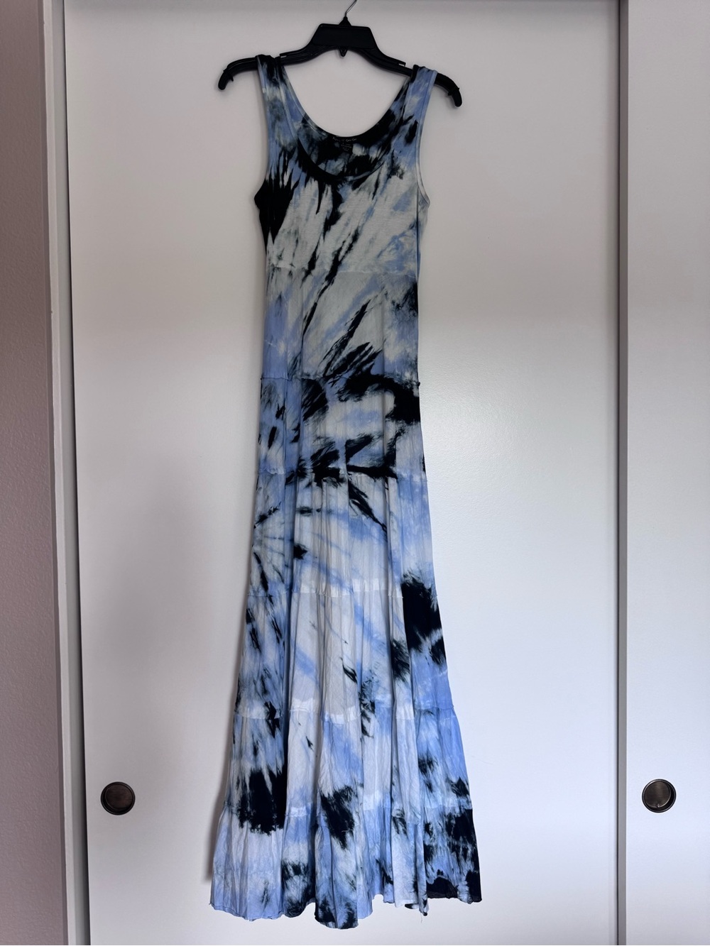 Karen Kane Sleeveless Blue & Black Tie-Dye Maxi Dress